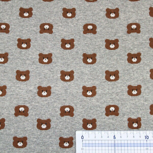 クマ ジャガードニット