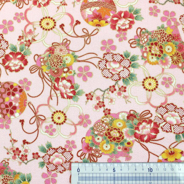 【10cm単位価格】 綿ちりめん風 お花と毬 和柄 花柄 エンボス加工綿100％ 生地 布 ...