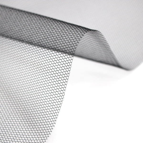 【10cm単位価格】 ハードチュール 黒 ブラック 無地 コスプレ 衣装 パニエ ウエディング チュチュ 生地 布 ナイロン100％ 約110cm幅 ゆうパケット2m対応 （ ハンドメイド 手作り かわいい ベーシック バッグ おしゃれ 衣装 メッシュ 手芸 裁縫 ）