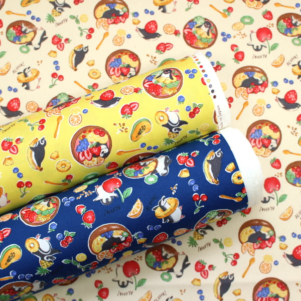 ペンギン 動物柄 Delicious Animal オックス 綿100％ 生地 布 約110cm幅 YG-91070-2 KOKKA ゆうパケット2m対応 （ ハンドメイド 手作り かわいい 入園入学 バッグ 手芸 裁縫 巾着 雑貨小物 日本製 ）