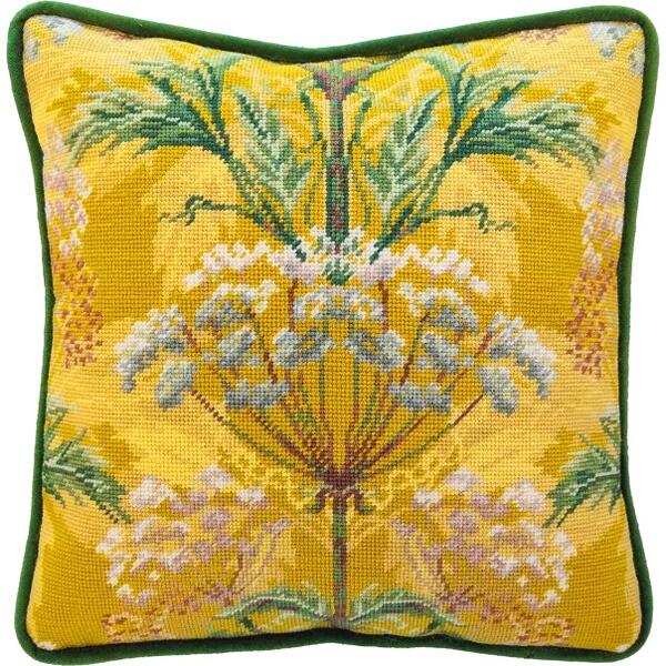 Bothy Threads クロスステッチ刺繍キット "Toxic Hemlock Tapestry" TAM3 (クッション約35cm角) ボシースレッズ 【海外取り寄せ/納期40～80日程度】