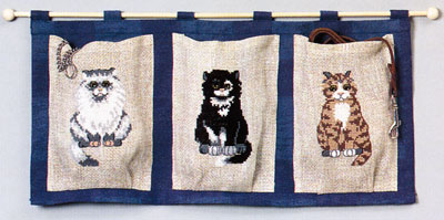 Rakuten - OOE クロスステッチ刺繍キット 02005 猫柄 のれん タペストリー 【取り寄せ/納期40〜80日程度】 デンマークの刺しゅうメーカー「オーレンシュレーガー(O. Oehlenschl&auml;gers Eftf. / Oehlenschlager)」製ししゅうキット ネコ Cat