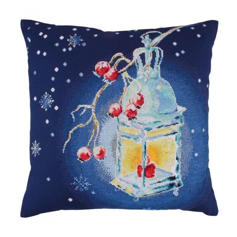 RTO クロスステッチ刺繍キット CU013 「Christmas light」 (クリスマスの灯り) クッション40cm角 【海外取り寄せ/通常納期40〜80日程度】