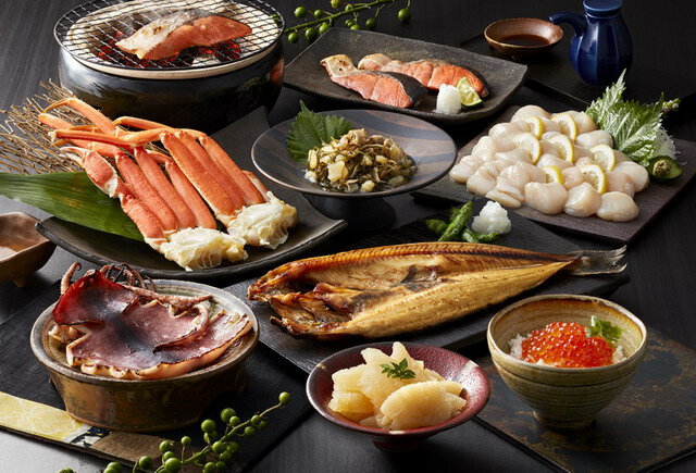 【期間限定 ポイント還元中】 送料無料 北海道 小樽より発送 海鮮づくし8種詰合せ かに かずのこ 帆立 ほたて いくら 紅鮭 ほっけ 真いか 小樽 海鮮 ギフト プレゼント 贅沢 セット 詰め合わせ 高級