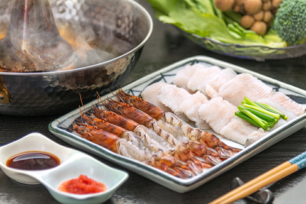 【期間限定 ポイント還元中】 送料無料 大分 「豊後絆屋」 大分産車海老とはものしゃぶしゃぶセット 車海老×5、はも切身180g×1、かぼすポン酢70ml×1、もみじおろし5g×4、だし昆布×1 お取り寄せ ギフト 詰合せ セット グルメ