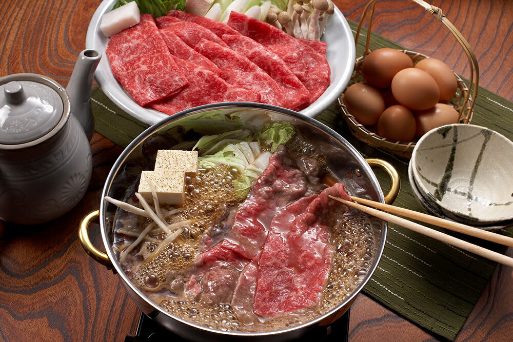 【期間限定 ポイント還元中】 送料無料 兵庫 「三田屋総本家」 神戸ビーフすき焼き・しゃぶしゃぶ用 モモ300g、ロース200g お取り寄せ ギフト 詰合せ セット グルメ