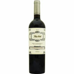 Carmenere Gran Reserva Terra Nobleテラ ノブレ （詳細はこちら）生産者：設立は1993年、首都サンチアゴ市の南300キロ、チリ最大の生産地マウレバレーのサンクレメンテ渓谷に会社は有ります。 カルメネーレは、古くはメドックで盛んに栽培、チリではメルロと混同されていた品種。驚く程凝縮した果実味と滑らかさが魅力。 畑：マウレバレー 栽培・収穫：マウレバレーにて96％カルメネーレ・4％はカベルネソーヴィニヨンを全て手摘みで収穫。 醸造・熟成：発酵は24?26℃、全てフレンチオークで12ヶ月熟成。10ヶ月の瓶熟成。 750mlカルメネーレ カベルネ ソーヴィニヨンチリ・セントラル ヴァレーマウレ ヴァレーDO赤他モールと在庫を共有しているため、在庫更新のタイミングにより、在庫切れの場合やむをえずキャンセルさせていただく場合もございますのでご了承ください。株式会社飯田