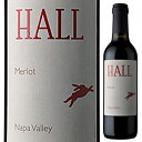 Napa Valley Merlot Hallホール （詳細はこちら）不動産業で大きな成功を収めたクレイグ・ホールは妻で元在オーストリア米国大使のキャサリンと共に、その豊富な資金力を背景にナパ・ヴァレーの複数の素晴らしいロケーションに計500 エーカー（約200ha）もの優良畑を所有。2007 ヴィンテージまではドミナス、ラッドなどを成功に導いたデイヴィッド・レイミーがコンサルタントとして指導に当たり、その後はロバート・モンダヴィやチョーク・ヒル・エステートでの実績を持つスティーヴ・レヴェックがディレクターとして醸造全般を担当している。シャルドネは造らずボルドー品種のみにフォーカス。多様な気候風土を持つ自社畑から環境保全型農法により産まれる健全なブドウを使い、オプティカル・ソーティング・システムに代表される最新鋭の醸造設備を駆使し最高品質のワインを造り上げる。まだ歴史は浅いが今最も期待されているワイナリーのひとつ。 メルローは異なる個性を持つ、高品質なブドウを生み出す自社及び契約畑から生まれる。ハーデスター・エステートからは骨格と重厚感、複雑性がもたらされる。凝縮に走らずエレガントなスタイルを持った1本。375mlメルローアメリカ・カリフォルニア・ナパナパ ヴァレーAVA赤他モールと在庫を共有しているため、在庫更新のタイミングにより、在庫切れの場合やむをえずキャンセルさせていただく場合もございますのでご了承ください。WINE TO STYLE