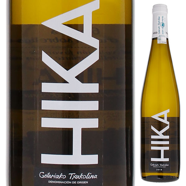 Hika Txakolina White Hika Txakolinaイカ チャコリーナ （詳細はこちら）生産者：イカ・チャコリーナはチャコリだけを醸造するために生まれた新しいワイナリーです。2015年の創業以来、良き仲間と真に楽しめるモダンでエレガントなチャコリ造りに全ての情熱を傾けています。「HIKA」はバスク語で、友人間あるいは気安い仲間内で使う親称を意味します。DOゲタリアコ・チャコリーナのビリャボナ村に位置するワイナリーは、バスク文化の中心地サン・セバスチャンから南へ約10km、オリア川を見下ろす丘にあります。1,000平米の近代的で印象的なワイナリーの周辺に、7haの自社畑が広がっています。 白い果実や柑橘系にわずかにハーブを思わせる豊かでエレガントなアロマに、厚みも感じられる、なめらかな口当たり。複雑で塩味のある長い余韻のフレッシュで繊細な微発泡。 畑：総面積7ha。スペイン北部、サン・セバスチャンから南へ約10km、ビリャボナ村のオリア川を見下ろす丘に位置。 栽培・収穫：垣根仕立て。除草剤を使用しないサステイナブル栽培。15 20kgの小箱を用い、手摘みによる収穫。 醸造・熟成：ワイナリー到着後、酸化を防ぎアロマを最大限守るために、ブドウの実も果汁も一切酸素に触れさせない。除梗後、圧搾。品種の個性を保つために、ステンレスタンクにて、12 14℃で20 25日間の発酵。厚みを与えるために、毎日バトナージュを行いながら、最低6ヶ月のシュールリー熟成。 750mlオンダラビ シュリア、シャルドネスペイン・バスク・Gipuzkoaゲタリアコ　チャコリーナDO微発泡白他モールと在庫を共有しているため、在庫更新のタイミングにより、在庫切れの場合やむをえずキャンセルさせていただく場合もございますのでご了承ください。株式会社飯田