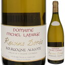 Bourgogne Aligote Raisins Dores Michel Lafargeミシェル ラファルジュ （詳細はこちら）味わいコメント：樹齢75年にも達するアリゴテの古木から造られたワイン。収穫は通常の摘み取りよりも1週間以上遅くに行われ、完熟したアリゴテは名前のとおり黄金色。ワインもアリゴテにしては深い色調。白い花にマルメロのキャンディのような香り。味わいに奥行きがあり、並のアリゴテとは一線を画す。750mlアリゴテドレフランス・ブルゴーニュ・ブルゴーニュ　アリゴテブルゴーニュ アリゴテAOC白他モールと在庫を共有しているため、在庫更新のタイミングにより、在庫切れの場合やむをえずキャンセルさせていただく場合もございますのでご了承ください。株式会社ラックコーポレーション