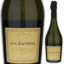 Dv Catena Brut Nature Catenaカテナ （詳細はこちら）アンデス山脈の麓トゥプンガト地区にあるカテナの畑の中でも、1500m以上の最も冷涼なエリアからスパークリング用のブドウを厳選して収穫しています。シャルドネは白い花やシトラスの風味をが、ピノ ノワールからの複雑味と酸がバランスの良い辛口に仕上がっています。瓶内二次発酵由来のトースト香も加わりクリーミーな風味も感じられます。750mlシャルドネ、ピノ ノワールアルゼンチン・メンドーサメンドーサ白他モールと在庫を共有しているため、在庫更新のタイミングにより、在庫切れの場合やむをえずキャンセルさせていただく場合もございますのでご了承ください。株式会社ファインズ　