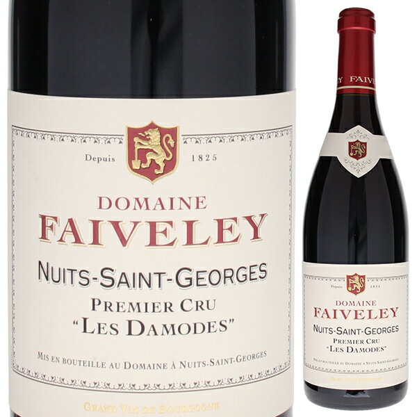 Nuits-Saint-Georges 1er Cru Les Damodes Faiveleyフェヴレ （詳細はこちら）味わいコメント：ヴォーヌ・ロマネとの村境、標高の高い位置にあるクリマ。フェヴレはここに0.81haの区画を所有する。83年と89年に植樹。表土が浅く、すぐ下は石灰岩の岩盤。鮮やかな深みのあるルビー色。ラズベリーや赤スグリ、チェリーなどの赤い果実の香り。タンニンの粒子は細かく、シルキーな喉越し。一方、ミネラルの味わいがボディを引き締める。しなやかでスタイリッシュ。750mlピノ ノワールフランス・ブルゴーニュ・コート ド ニュイ・ニュイ サン ジョルジュニュイ サン ジョルジュ プルミエ クリュ レ ダモードAOC赤他モールと在庫を共有しているため、在庫更新のタイミングにより、在庫切れの場合やむをえずキャンセルさせていただく場合もございますのでご了承ください。株式会社ラックコーポレーション