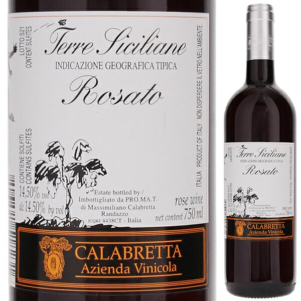 Rosato La Calabrettaラ カラブレッタ （詳細はこちら）ネレッロマスカレーゼ種から造られるロゼワインです。赤い果実やハーブの繊細な香りにエトナらしいミネラル感と酸の心地よさがあり、軽やかなタンニンとソフトな果実味で実に優しい飲み口です。750mlネレッロ マスカレーゼイタリア・シチリアシチリアIGTロゼ自然派●自然派ワインについてこのワインは「できるだけ手を加えずに自然なまま」に造られているため、一般的なワインではあまり見られない色合いや澱、独特の香りや味わい、またボトルによっても違いがある場合があります。ワインの個性としてお楽しみください。●クール便をおすすめします※温度変化に弱いため、気温の高い時期は【クール便】をおすすめいたします。【クール便】をご希望の場合は、注文時の配送方法の欄で、必ず【クール便】に変更してください。他モールと在庫を共有しているため、在庫更新のタイミングにより、在庫切れの場合やむをえずキャンセルさせていただく場合もございますのでご了承ください。株式会社ヴィナイオータエトナで100年以上ワインを造り続けるカラブレッタ優しい飲み心地で人気のロザートロザート ラ カラブレッタRosato La Calabretta商品情報現当主マッシミリアーノのお父さんが赤ワインを飲めない奥さんのために造り始めたネレッロのロゼワイン。カルデラーラ地区の樹齢の若いネレッロを用い（一部は厳選されてピエーデフランコに）、伝統的な発酵技法「ピスタ　エ　ムッタ」（ぶどうを潰砕し（ピスタ）すぐに別の容器に移し替える（ムッタ））と呼ばれる伝統的な醗酵技法により生産されます。赤い果実やハーブの繊細な香りにエトナらしいミネラル感と酸の心地よさがあり、軽やかなタンニンとソフトな果実味で実に優しい飲み口です。生産者情報ラ カラブレッタ La Calabrettaシチリア東部の都市カターニャから北に70km、地中海最大の活火山であるエトナ山(標高3326m)の北側、標高800mの人口1万人の小さな街ランダッツォにあるカラブレッタ。1900年ガエターノ カラブレッタは妻グラーツィアと結婚し、遺産として相続した土地を再整理するとともにランダッツォに土地を購入しました。第二次世界大戦が終わる頃、息子サルヴァトーレが両親の後を引き継ぎ、ブドウ栽培を始め、コンチェッタと結婚、新しく土地を購入し家業を拡大。1990年代に入り、サルヴァトーレの息子マッシモと孫のマッシミリアーノに受け継がれたカラブレッタ家は、1997年からそれまで桶売りしていたワインでの自家ボトリングを始めました。エトナ山から流れ出る溶岩の質は標高によって違いがあり、土壌に大きな影響を与えるため、それぞれの畑に特性をもたらすと感じたマッシミリアーノは、様々な標高の地質の異なる畑でブドウを栽培しています。火山岩質の黒い土壌は豊富なミネラルを持ち、昼間の熱を夜まで保温してくれ、絶えず流れる乾いた風は畑に湿気をため込まず、激しい昼夜の寒暖差はブドウに偉大な酸を与えるため、エトナ山の自然環境は、彼らが行っているアルベレッロ仕立ての農薬に頼らない農法にとって理想的な場所といえます。現在は樹齢100年以上の古樹がある区画を含み、合わせて12.5ヘクタールの畑でブドウを栽培、溶岩をくり抜いたセラーでは動力を極力使わないシンプルな醸造を心掛け、年間約40000本のワインを生産しています。