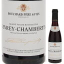 Gevrey-Chambertin Bouchard Pere & Filsブシャール P＆F （詳細はこちら）ブラックチェリーを思わせる果実味と美しい酸味を生かした、豊かで複雑味のあるワイン。湿った土や鉄分など、ジュヴレ・シャンベルタンの特徴が出ています。自社畑のぶどうと複数の有力生産者からのぶどうから造られるワインは、アペラシオンの特徴を見事に表現しています。優れたネゴシアンとしての力量が発揮されている1本。375mlピノ ノワールフランス・ブルゴーニュ・コート ド ニュイ・ジュヴレ シャンベルタンジュヴレ シャンベルタンAOC赤他モールと在庫を共有しているため、在庫更新のタイミングにより、在庫切れの場合やむをえずキャンセルさせていただく場合もございますのでご了承ください。株式会社ファインズジュヴレ シャンベルタン ブシャール P＆FGevrey-Chambertin Bouchard Pere & Fils生産者情報ブシャール P＆F Bouchard Pere & Fils■歴史1731年創業。1775年、初めの畑「ヴォルネイ　カイユレ」取得。1820年、15世紀の要塞であるシャトー・ド・ボーヌを取得し、瓶熟庫として利用。現在も19世紀のワイン約3000本が眠る。1995年、アンリオ氏が取得し積極的な品質改革に着手。■概要コート・ドールに　130ha（うちグランクリュ12ha、プルミエクリュ74ha）におよぶ自社畑を所有するコート・ドール最大のドメーヌ。自社畑ぶどうからつくられるドメーヌワインと買いぶどうからのネゴシアン部門がある。■アンリオによる品質革命1995年、シャンパーニュの老舗アンリオ家のジョゼフ・アンリオ氏がオーナーになると、ワイン作りの全工程で徹底した品質改革が行われました。そのポリシーは「ひとつひとつの畑の個性（テロワール）が忠実に反映されていること」、「魅惑的な果実味と洗練されたエレガントさをあわせもつ味わいであること」□畑〜素材命の姿勢〜 ・リュットレゾネ（減農薬）の採用。約30の畑に気象台を設置し、24時間体制で気象データを収集地中の温度や湿度まで把握し、病害が発生しそうな区画を予測。最低限の処理をその畑に施すにとどめる　・小型のプラスティックケースによる手収穫　・積極的な改植。多産系の苗木をヴィエイユヴィーニュといえども良質のクローンの若木に植替え□設備投資　・コニャックのタランソー社と共同で専用の樽製造会社を設立。完全なオーダーメイドの樽を調達　・小型の最新型ステンレス発酵槽の購入により、収穫ぶどうを細かく区画ごとに、成熟度に応じた仕込みが可能に　・2005年、1400万ユーロ（約20億円）を投資した新醸造施設が始動。深さ12mまで掘り下げた重力に逆らわない。多層構造、丁寧な選果ができる広い選果スペース、畑の収量に合った多数の発酵槽（木またはステンレス）、年間を通じて温度変化が極めて少ない清潔な設備　・完全温度管理のロジスティクスセンターを設立□ネゴシアン部門でも極力買い酒は行わず、栽培指導からおこなったぶどう果を買い取り、自ら醸造（白ワインは果汁で購入）