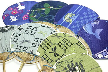 呉服屋 訳あり うちわ(浴衣生地使用) メーカー処分品 未検品 団扇 せんす 浴衣 女物 夏 エコ クールビズ 和装 和服 着物 洋装 和装小物 コンパクト 日本の伝統工芸 踊り 民謡 盆踊り 民芸竹うちわ 丸竹うちわ メール便不可