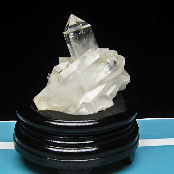 水晶 クラスター 244g クリスタルクォーツ 原石 アメリカ産 ファーデンク...