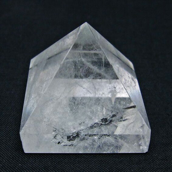 水晶 ピラミッド 置物 原石 透明 パワーチャージ 浄化 Crystal quartz 一...