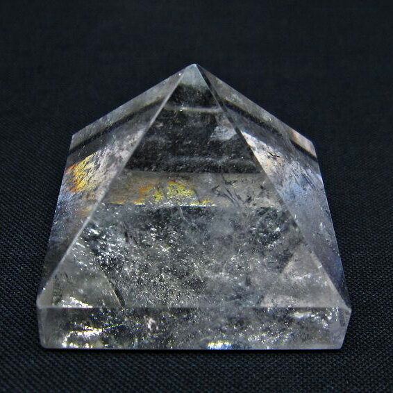  s~bh u   p[`[W  Crystal quartz _ 145-1046