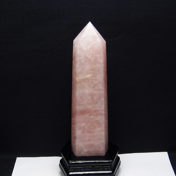 1.2Kg ローズクォーツ ポイント ばら石英 六角柱 rose quartz 台座付属 一...