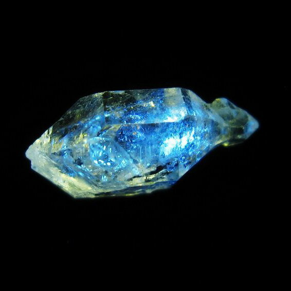 オイルインクォーツ 原石 石油入り 水晶 一点物 171-5053