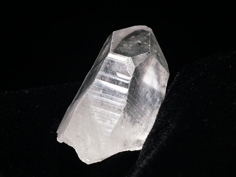 レムリアンシード クリスタル 水晶 原石 ブラジル ミナスジェライス州 コリント産 証明書付属 浄化 天然水晶 すいしょう 送料無料 一点物 271-341