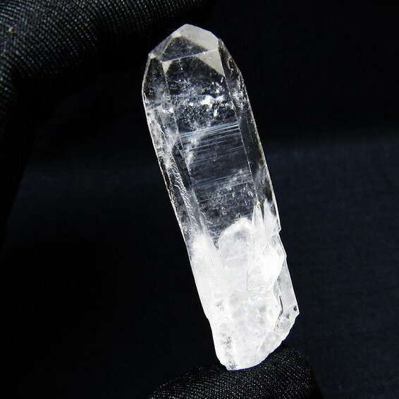 水晶 原石 アーカンソー産 天然水晶 置物 浄化 開運 すいしょう 一点物 メ...