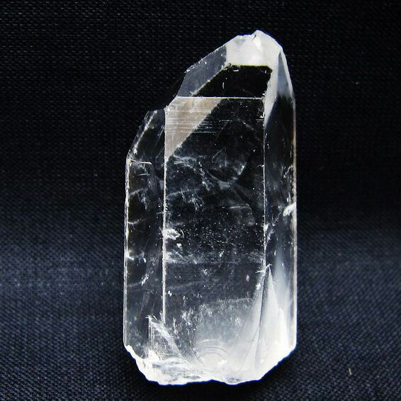 水晶 原石 アーカンソー産 天然水晶 置物 浄化 開運 すいしょう 一点物 メ...