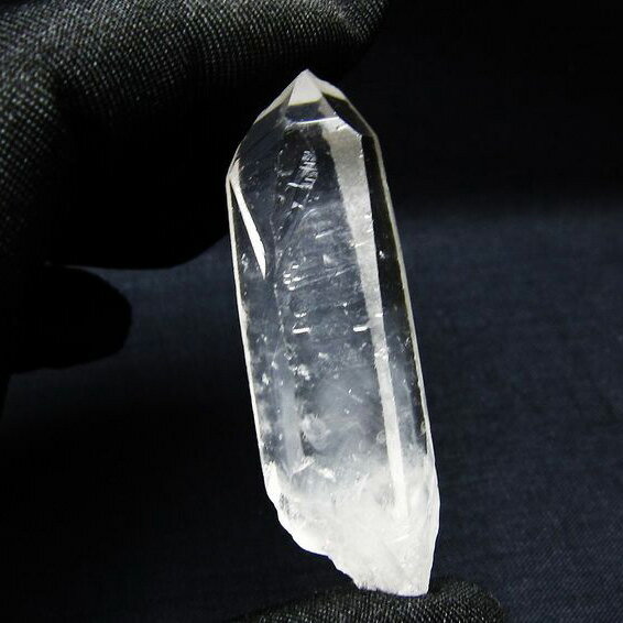 水晶 原石 アーカンソー産 天然水晶 置物 浄化 開運 すいしょう 一点物 メ...