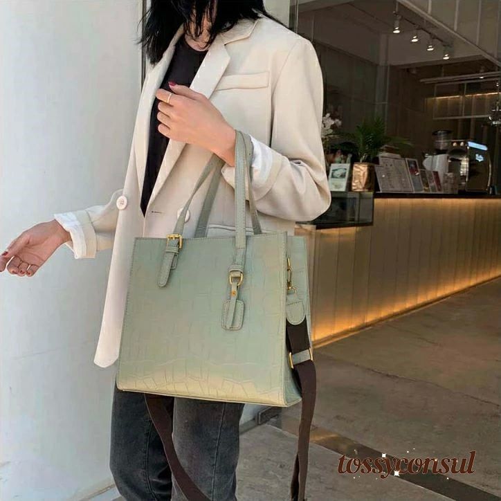 新生活応援 2wayバッグ ショルダーバッグ トートバッグ レディース 鞄 カバン ワニ皮風 フェイクレザー 手提げ 片掛け 高級感 おしゃれ