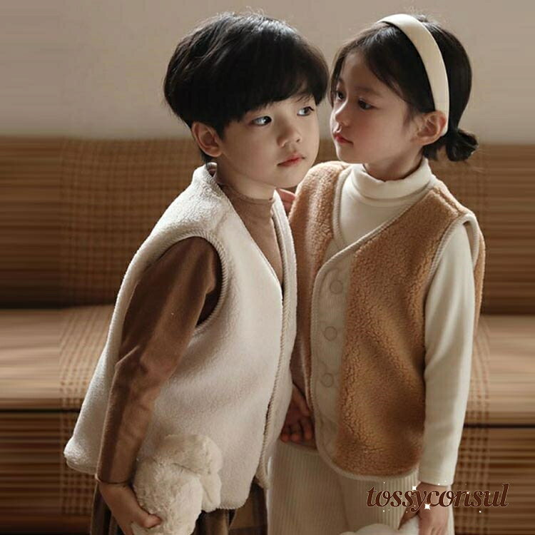 新生活応援 暖かい 羽織り リバーシブル ボアベスト 女の子 男の子 子ども ベビー キッズ 通園 前開き もこもこ 子供ベスト 防風 防寒 保温 Vネック アウター トップス 重ね着 子供服 可愛い くま柄 秋 通学 お出かけ 春 ふわふわ