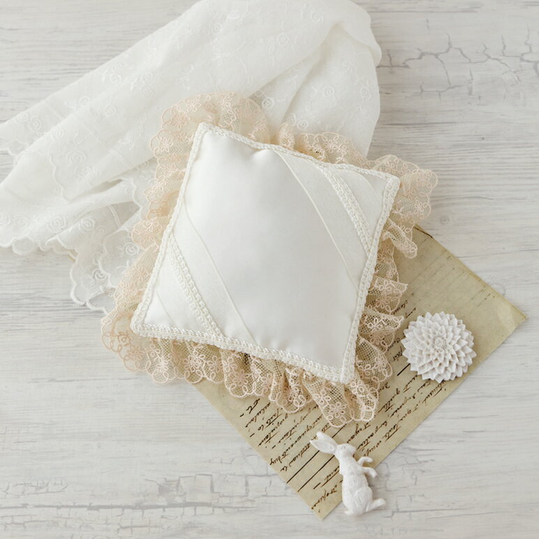 flage 完成品キット フリルつきリングピロー(スクエア) レース リボン 縫製済み 結婚式 ハンドメイド 手作り ウェディング おしゃれ プレゼント 手芸 ...