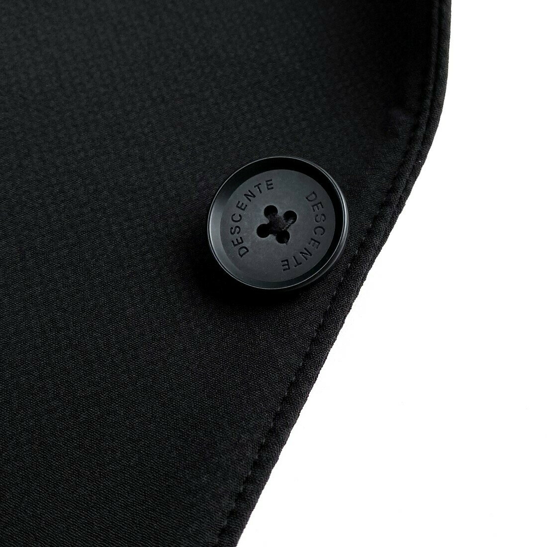 DESCENTE【デサント】ストレッチスーツ立体裁断撥水加工黒ブラック織柄総裏仕立て