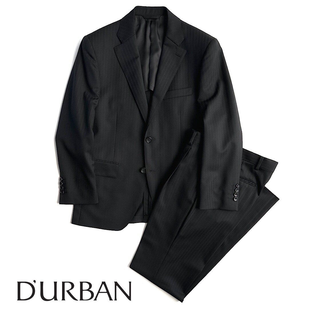 D'URBAN【ダーバン】定価88,000円（税込）日本製（MADE IN JAPAN）ストライプウールスーツ黒　ブラック　ブルーストライプ春夏　背抜き仕立てA3サイズ