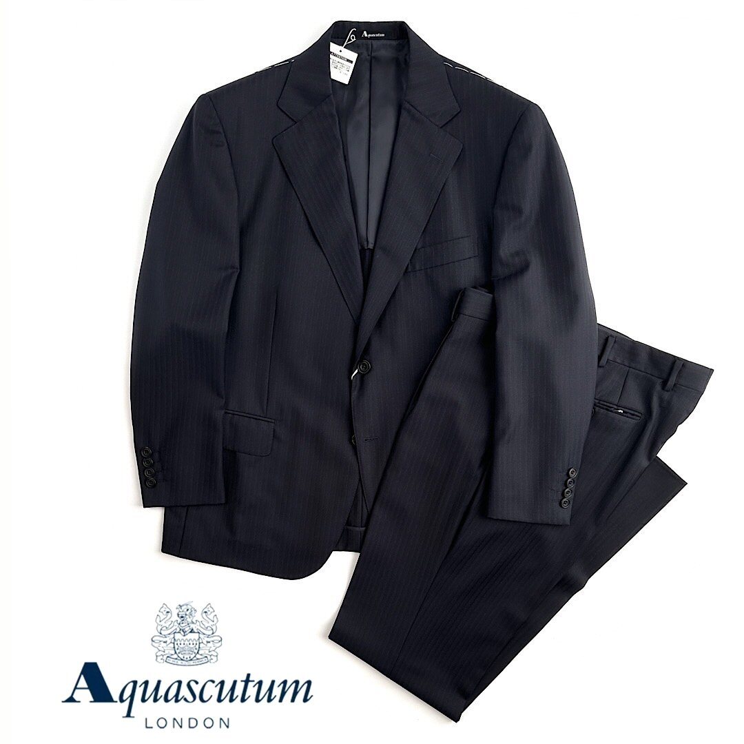 Aquascutum【アクアスキュータム】定価209,000円(税込)日本製シャドーストライプウールスーツ撥水加工 ネイビー 紺春夏 背抜き仕立て BB4サイズ
