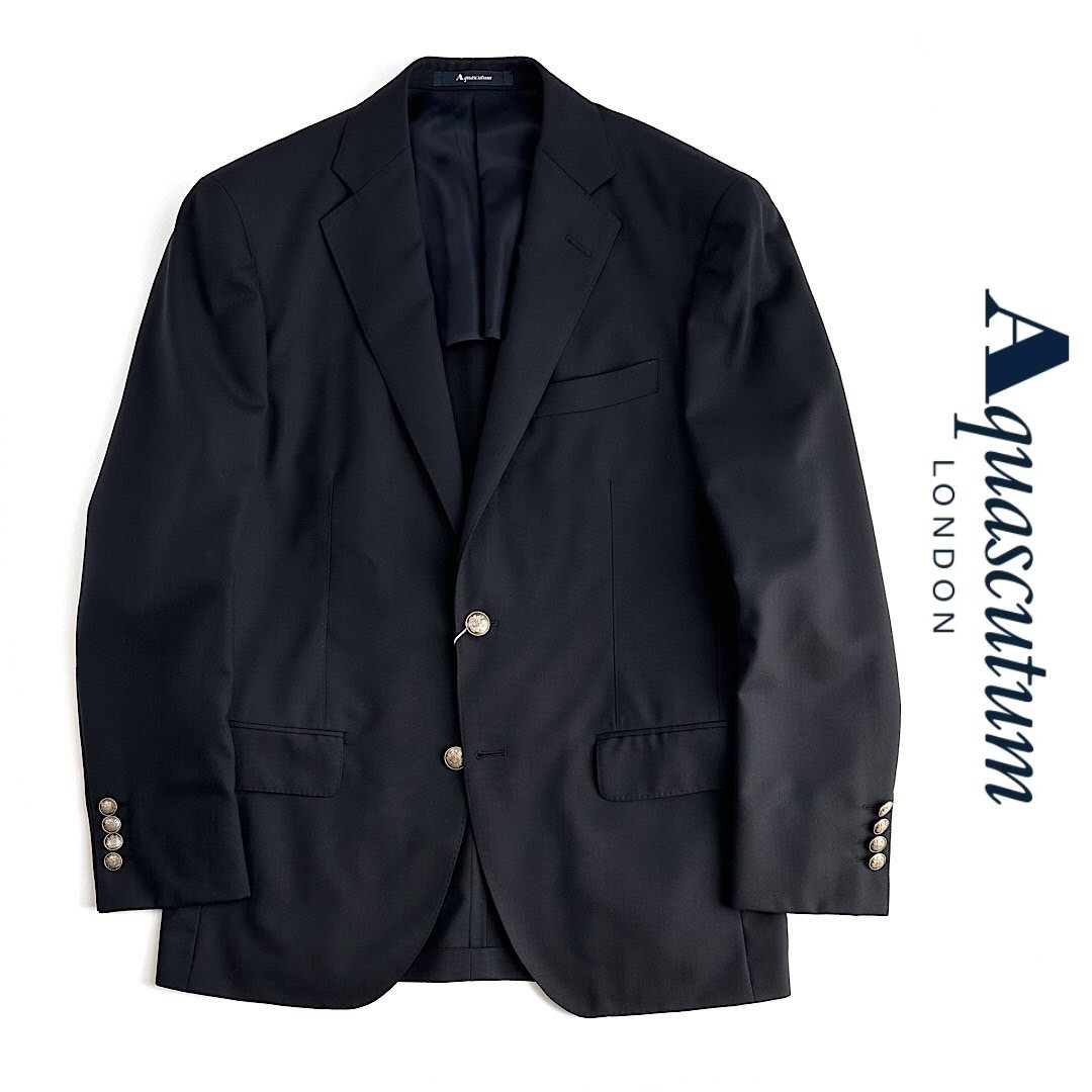 アクアスキュータム Aquascutum【アクアスキュータム】定価121,000円（税込）日本製　定番ブレザー　金釦　ウールジャケット　濃紺　ネイビー春夏　背抜き仕立てA5・AB4・AB6・BB4サイズ