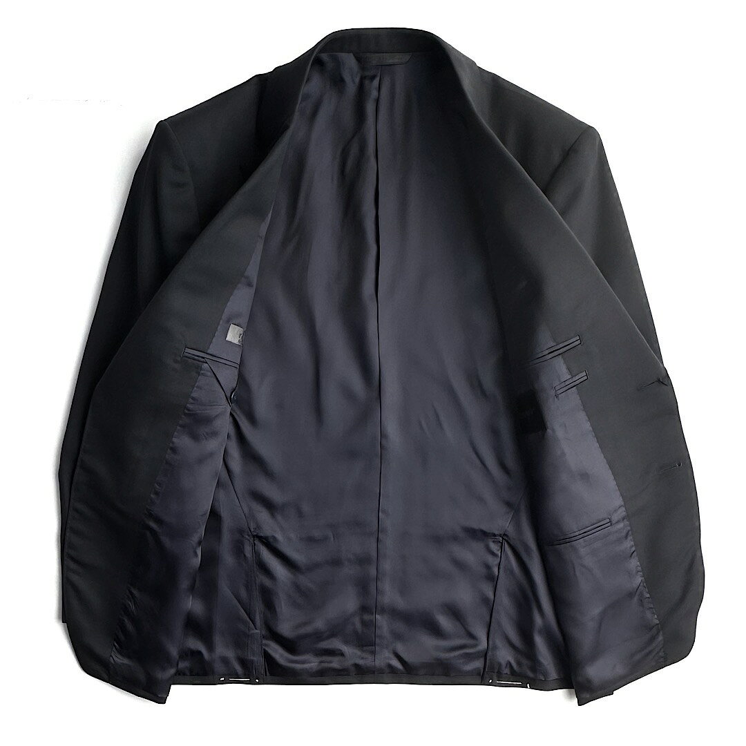 D'URBAN【ダーバン】定価110,000円（税込）日本製 シルク混ウールスーツ紺無地 ネイビー 秋冬 総裏仕立てAB3・BB3・BB8サイズ