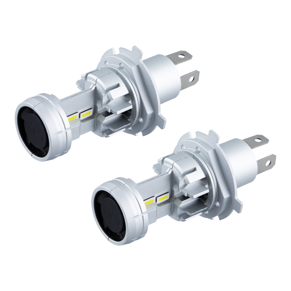 H4LEDバルブDC10～60Vの対応 ホワイト 高輝度LEDバルブ 動作電圧 DC10-60V定格（Hi/Lo） 12V：2.2A、24V：1.5A明るさ（バルブ2個の値） Hi：5600㏐、Lo：4200㏐色温度 ホワイト：6000kヘッドライトの形状により取付ができない場合があります。また本体がカバーに収まらない場合は使用を控えてください。取付けの際には照射および光軸の調整を必ずおこなってください。車検対応製品となりますが車両及び取付け状況により不適合となる場合があります。 5