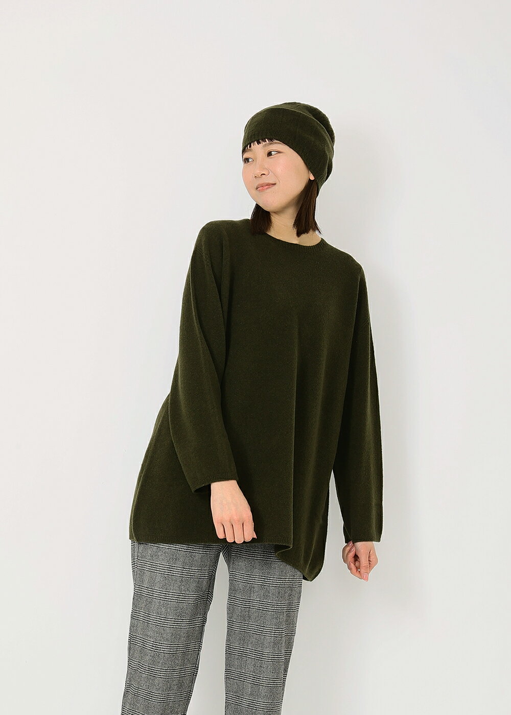 チェスAライン ニット