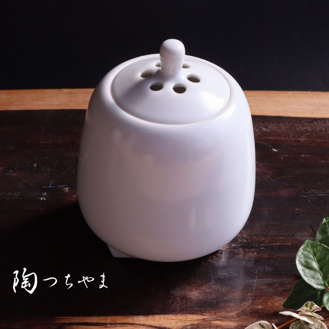 陶器 磁器 陶磁器 【 白磁香炉】 白磁 艶消し マット 香道 お香 ギフト 手作り ろくろ 陶芸家 陶芸作家 木箱付き　送料無料 陶つちやま 土山敬司