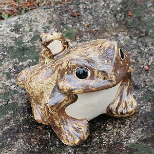 信楽焼 7号蛙 縁起物カエル 陶器蛙 やきもの 陶器 しがらきやき 蛙 陶器かえる 信楽焼カエル かえる 庭 カエル やきもの 金運 しがらき ka-0004
