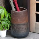 信楽焼灰釉コゲひねり傘立て!玄関のインテリア!陶器 信楽焼かさたて 陶器傘立て 和風傘立て やきもの 傘たて つぼ ツボ しがらき 傘入れ カサタテ 新築祝 開...