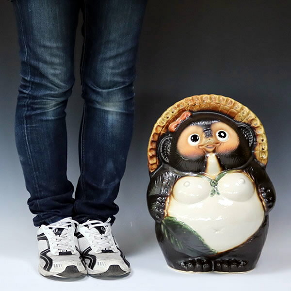 【送料無料】13号メス狸！信楽焼たぬき縁起物タヌキ 陶器タヌキ たぬき置物 やきもの しがらきやき 焼き物 狸 タヌキ 信楽 たぬき［ta-0219］