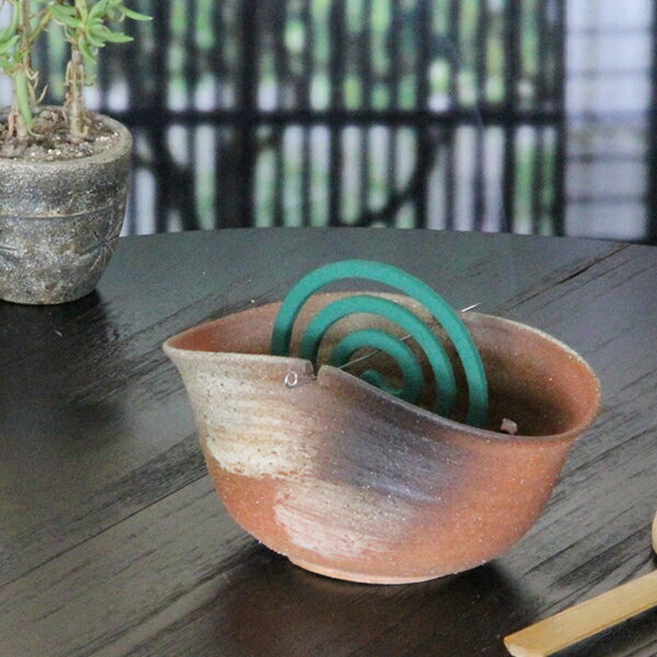 【今だけ限定10%OFFクーポン】夏の風物詩！信楽焼き蚊遣り！陶器蚊やり器！インテリアも最適 蚊遣り器 やきもの 蚊取り 焼き物 信楽 蚊取り線香 蚊遣器[kr-0011]