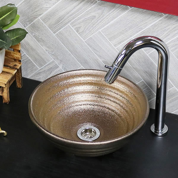 【今だけ限定8％OFFクーポン配布中】手洗い鉢 陶器洗面 信楽焼 洗面ボウル 手洗器 洗面ボール トイレ用 小さい鉢 手洗鉢 陶器 洗面鉢 鉢 手洗い器 鉢 洗面シンク 洗面器 洗面台 ボール 和風 やきもの しがらき 金 ゴールド 丸 tr-1194