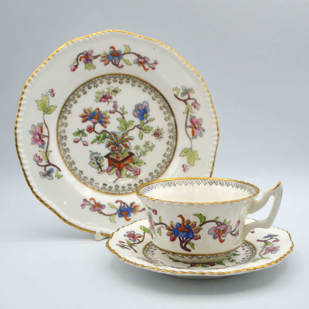 【訳あり】 アンティーク トリオ カップ&ソーサー Coalport コールポート Flower Pot フラワーポット 1890-1920年頃 ヴィンテージ 食器 陶磁器 キッチン雑貨 テーブルウェア ティーセット 茶器