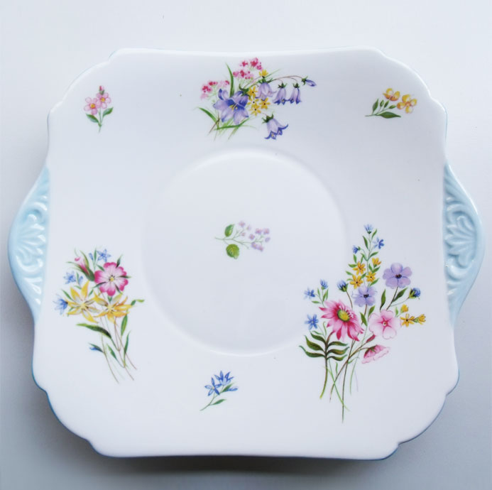 ヴィンテージ 食器 陶磁器 キッチン雑貨 テーブルウェア 大皿 ボタニカル 花柄 アンティーク プレート シェリー Shelley ワイルドフラワー Wild Flowers イギリス 1940-1966年頃