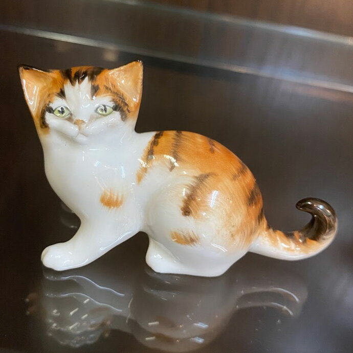 ヴィンテージ フィギュア 仔猫 三毛猫 Royal Doulton ロイヤルドルトン イギリス 1928-1959年頃 アンティーク 置物 インテリア 雑貨 陶磁器 動物