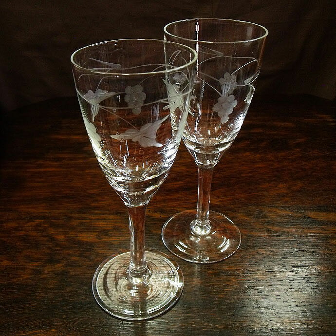 アンティーク 食器 テーブルウェア ガラス イギリス リキュールグラス ペア ぶどう模様 ハンドカット