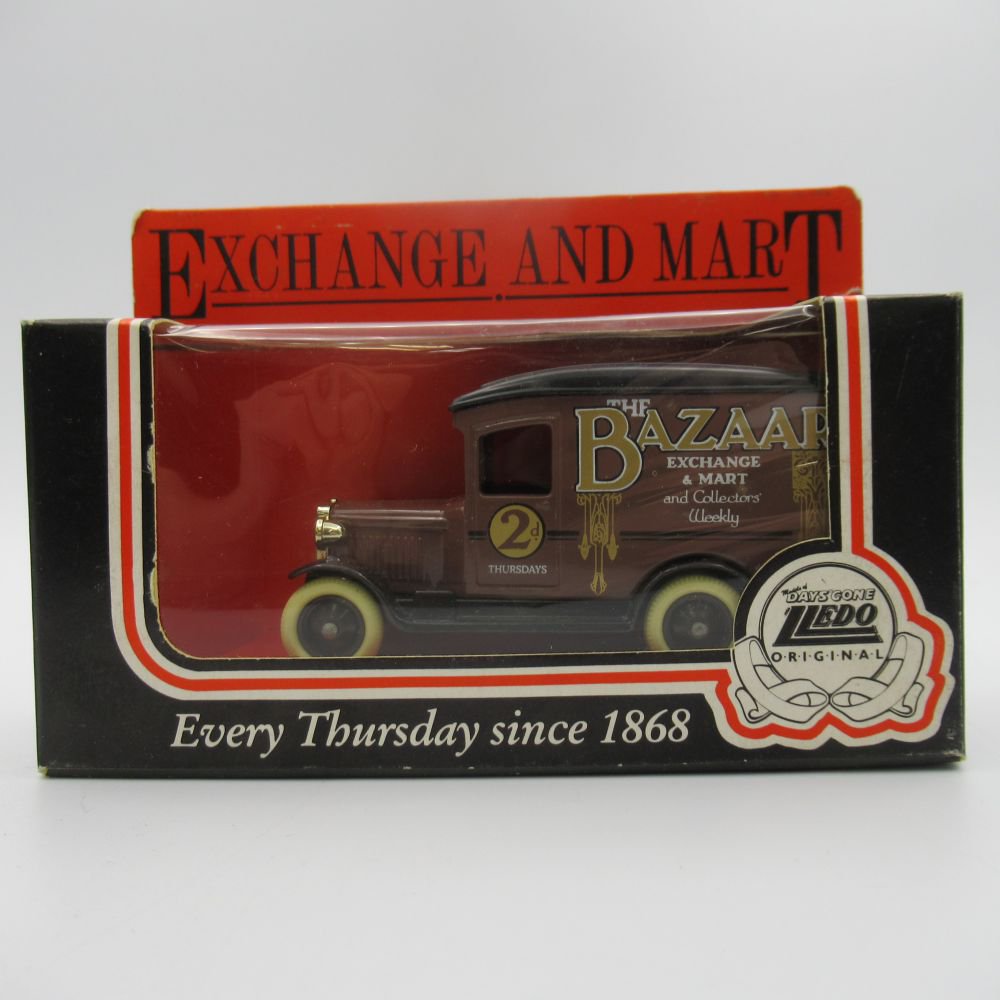 アンティーク雑貨・インテリア ミニカー LLEDO EXCHANGE AND MART 1970-84年頃 英国製 中古車屋