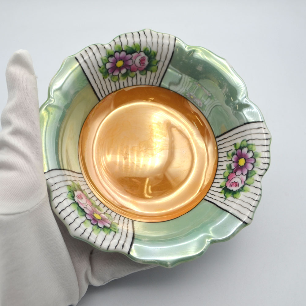 訳あり アンティーク 脚付き ボンボンディッシュ プレート 小皿 Noritake オールドノリタケ ラスター彩 ハンドペイント 米国輸出用 K-Japan印 1921-1941年頃 ヴィンテージ キッチン雑貨 テーブルウェア 食器 陶磁器 インテリア 置物 小物入れ トレイ [3]